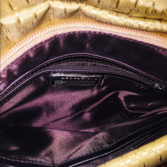 LA PAGAYO Gold Signature Nylon/Leather Crossbody - Picture 6 of 7